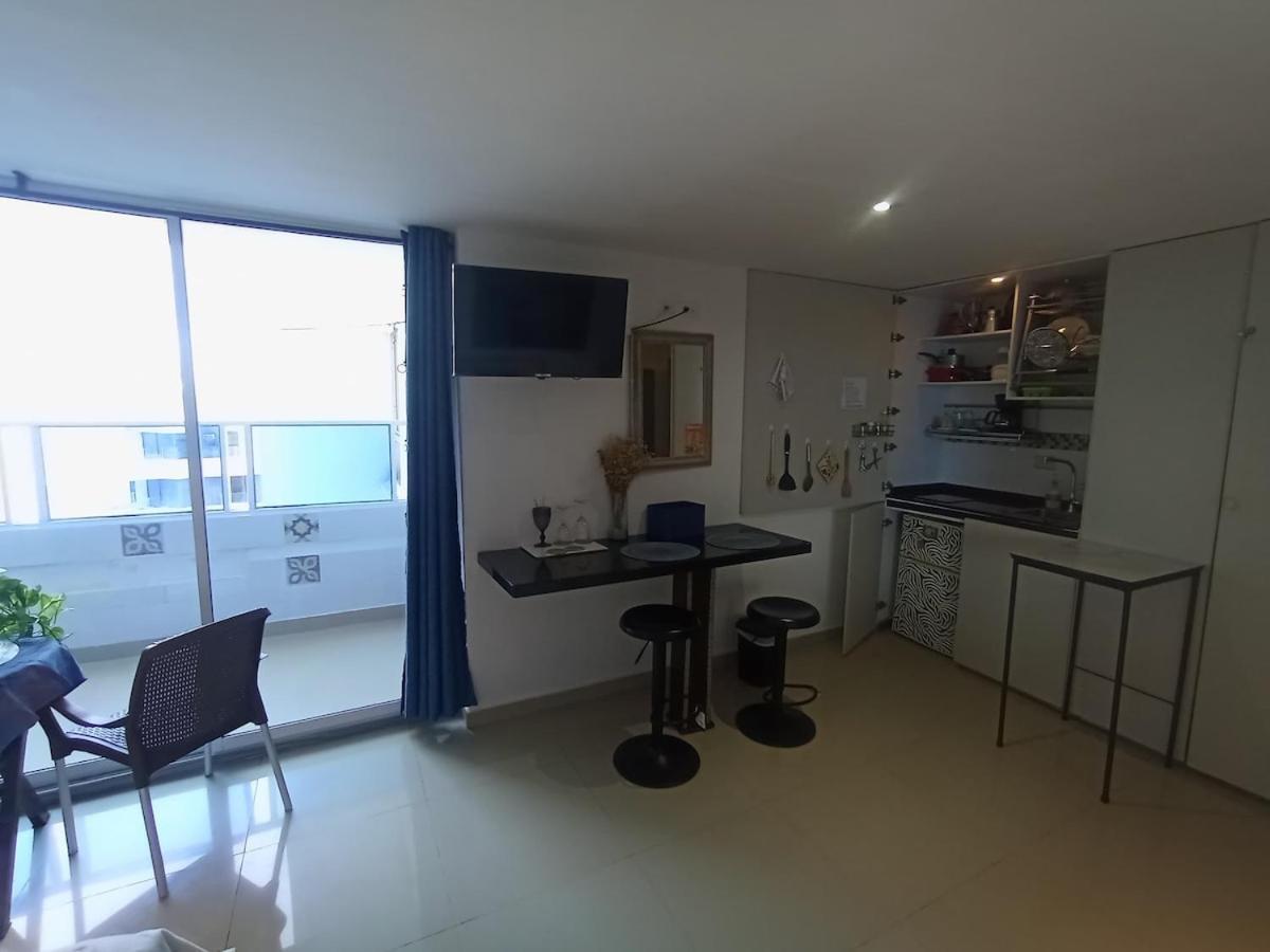 Stylish Studio With Balcony Apartamento *