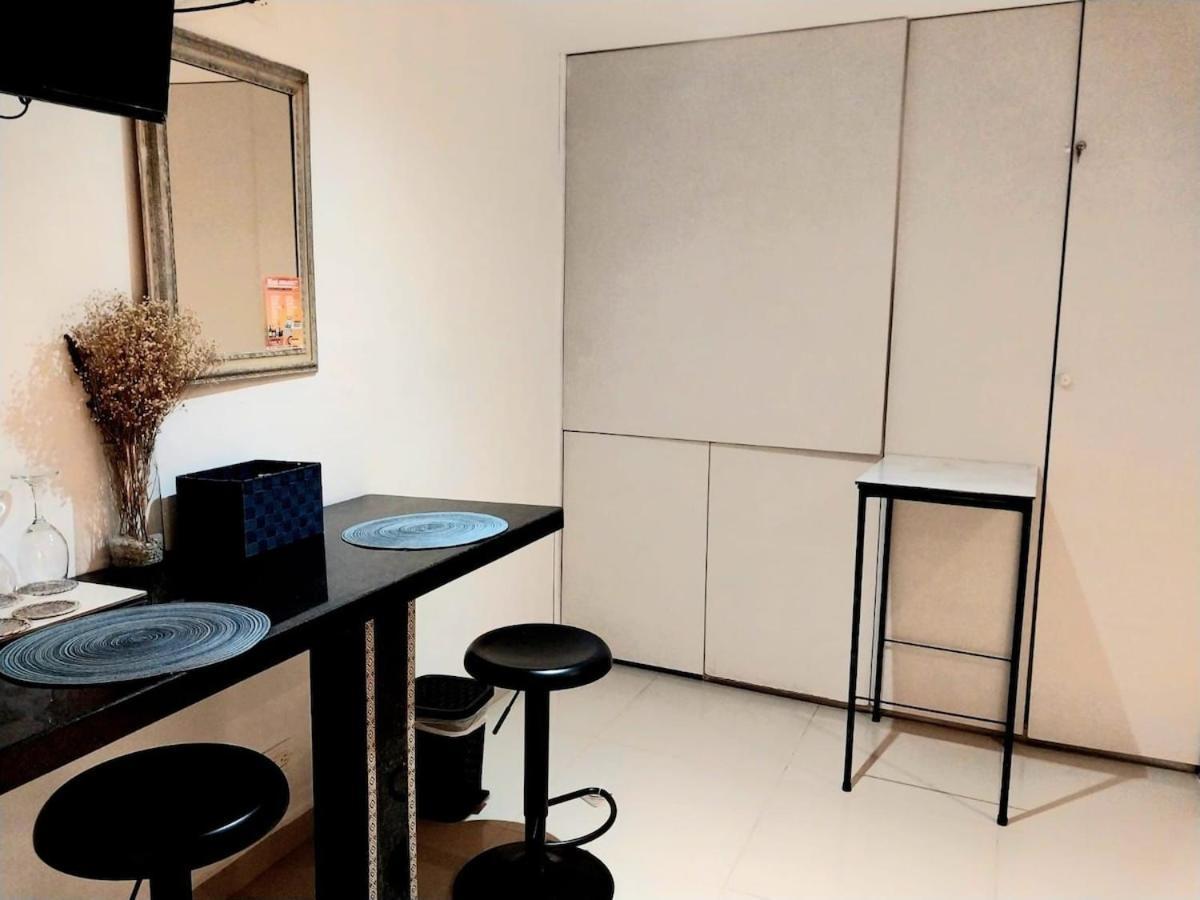 Stylish Studio With Balcony Apartment